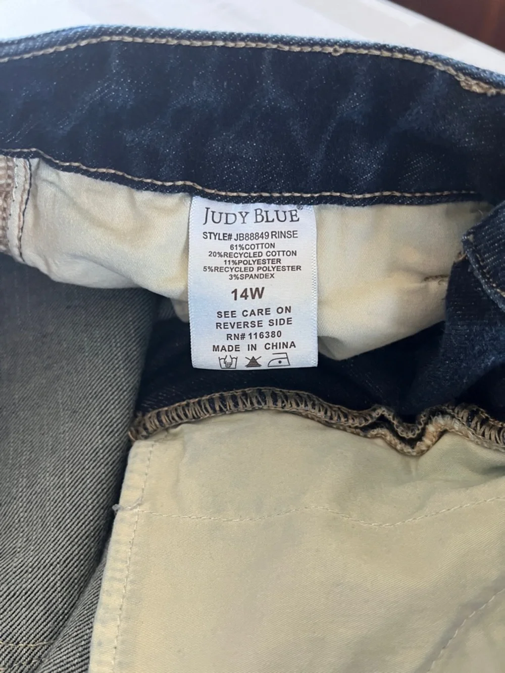 Judy Blue Woman’s Spandex Relaxed Dark Blue Denim Jeans Wide Leg Size 14W - Picture 11 of 11